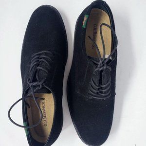Bass New Suede five-eye lace-up, non-marking rubber outsole Shoe, Black 10 1/2M